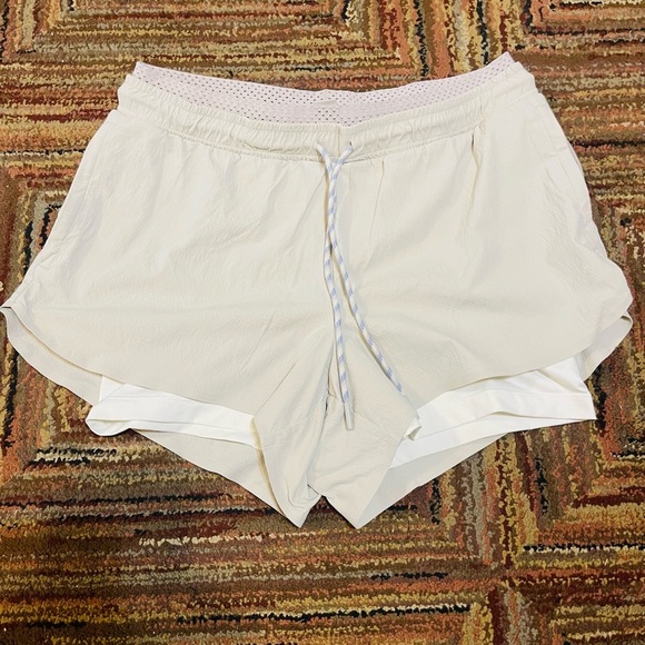 Athleta 2 in 1 Crest Gray Lined Shortie Shorts Women's Size 8 - Picture 1 of 7